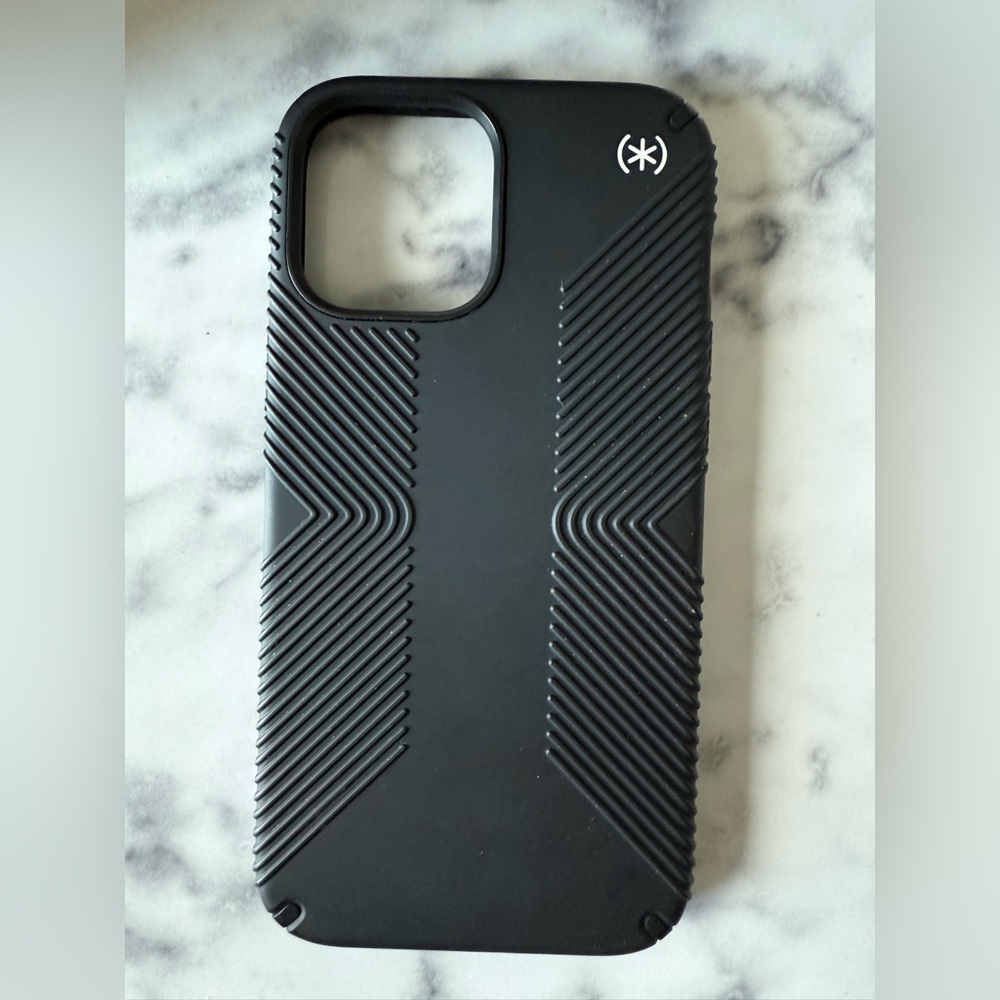 Speck iPhone 12 Pro Max Case Black
